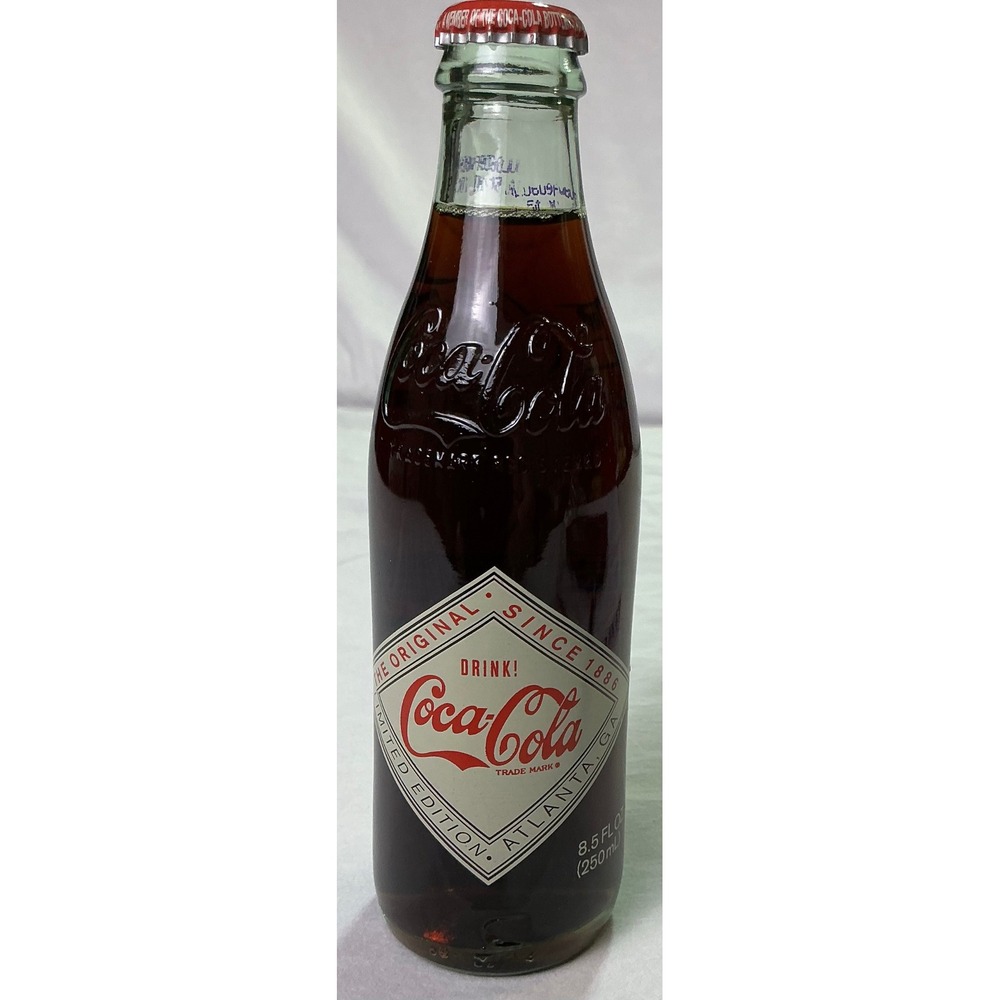 Coca-Cola Limited Edition Diamond Label 8.5oz Glass Bottle Sealed New